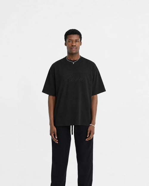 Korre Script Tee Black